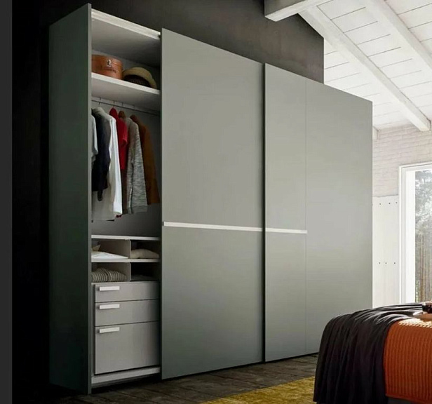 Купе или распашной: какой шкаф лучше?
